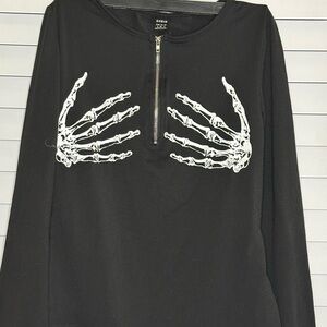 SHEIN Black Zip-Up Top